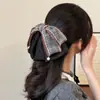 Presilha de Rabo de Cavalo Xadrez Nova, Tendência e Estilosa, Exquisita Presilha de Garra de Pelúcia e Cetim, Versátil Presilha de Meio Preso Estilo Coreano