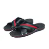 Chinelos de Couro Masculinos de Verão Transfronteiriços, Slip-Ons Antiderrapantes, Sapatos de Praia com Solado Macio, Sandálias de Outdoor Fashion e Tendência