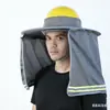 Rotulagem e Etiquetagem para Exportação Transfronteiriça: Cortina de Proteção Solar para Capacete de Segurança, Tipo Dobrável Adaptativo, Cortina de Proteção Solar para Construção ao Ar Livre