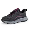Outono Novos Sapatos de Caminhada Impermeáveis de Couro, Sapatos Antiderrapantes para Idosos, Sapatos Femininos para Mães de Meia-Idade e Idosas, Sapatos Esportivos Casuais para o Pai