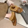 Zapatos Abiertos por la Mitad Antideslizantes 2026 Otoño/Invierno Nuevos Retro Engrosados Con Felpa Cálidos Pantuflas de Algodón para Exteriores Zapatos Casuales de Suela Gruesa para Mujer