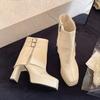 Fivela de Cinto Projetada Plataforma Impermeável Salto Grosso Moda Feminina Botas Moda Outono e Inverno Versátil Salto Alto Cano Baixo Botas de Cavaleiro