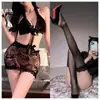 Lencería hermosa y seductora, ropa de dormir sexy, uniforme de encaje con entrepierna abierta, body coqueto y ardientemente tentador para mujer