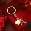 Llavero Colgante Letra Inglesa Incrustada de Diamantes Europeos y Americanos Regalo Conmemorativo Personalizado Creativo Llavero de Aleación Colgante para Bolso