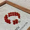 Pulsera Exquisita con Lazo Tachonado de Diamantes, Ágata Roja Natural y Cristal Blanco para Mujer, Estilo de Lujo Ligero, Delicada Joyería de Cuentas para Año Nuevo
