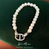 Pulsera con Cierre de Perla Nariz de Cerdo Redonda Incrustada con Circonita, Pulsera de Nicho de Lujo Ligero, Accesorio de Moda Versátil y Elegante