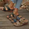 Chinelos Planos Retrô Transfronteiriços Europeus e Americanos Uma Pedra de Strass Moda Letra Forma Flor Chinelos Plataforma Femininos Casuais Atacado Tamanho Grande