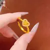 Anel Coração de Filigrana com Diamante Cintilante em Cobre Banhado a Ouro, Cor Duradoura, Luxo Leve Exquisito, Anel Ajustável de Alta Qualidade em Forma de Coração