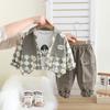 Conjunto de Tres Piezas Chaqueta Cardigan Abrigo para Niño Guapo 2025 Primavera y Otoño Nuevo Ropa de Trabajo para Niños Pantalones con Bolsillo Grande Moderno