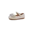 Zapatos de princesa de moda con lazo para niñas pequeñas, un superventas del verano 2026, con suela suave y antideslizante y diseño casual brillante.