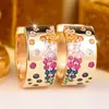 Hebilla de Pendiente de Diamante de Color Personalidad Retro de Lujo Ligero Pendientes de Zirconia Arcoíris Gradiente Versión Ancha Dorada para Mujer