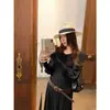 Toma real: Camiseta de manga larga con cuello en V y patchwork plisado para mujer, nuevo estilo coreano para otoño de 2026, top sofisticado y chic