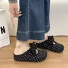 Pantuflas cerradas de suela gruesa, que aumentan la altura, con lazo dulce, moda otoño 2026, versátiles con vestidos, perfectas para mujeres bajitas