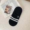 Calcetines de tobillo invisibles de verano, finos y transpirables, estilo coreano para niña, con cara sonriente bordada de doble puntada, anti-pilling, talón anti-caída, a rayas