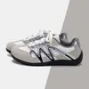 Zapatos de entrenamiento alemanes transpirables cómodos de moda transfronterizos superficie de malla casual retro para hombre suela plana suela fina horma ancha puntera ancha zapatos para pareja