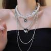 Collar de perlas multicapa con costuras de estilo barroco para mujer, estilo europeo y americano, cadena de clavícula de alta gama que combina con todo, a la moda.