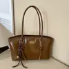 Bolso de Hombro de Alta Gama Estilo Bosque para Viajes Diarios 2024 Nuevo Bolso de Mano Simple Retro Bolso de Axila Versátil y Moderno para Mujer