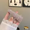 Presilha de Cabelo Tipo Bico de Pato Completa de Diamantes Ultra Brilhantes de Luxo Leve para Mulheres, Presilha Lateral com Sensação Doce e de Alta Qualidade, Presilha Delicada para Franja, Acessório de Cabelo Exquisito