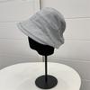 Estilo japonês moda artística frente longa traseira curta aba chapéu de pescador para as mulheres outono e inverno Nova retro Senhora rosto - olhando pequeno chapéu da bacia