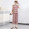 Nuevo traje de algodón y seda para mujer, atuendo elegante de verano para mamá, moderno y rejuvenecedor, conjunto casual de dos piezas sin mangas de alta gama
