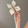 Pinza Banana de Satén Dulce con Lazo Pinza Giratoria Fija para Cola de Caballo Alta Pasador para la Parte Posterior de la Cabeza Accesorio para el Cabello Elegante Versátil