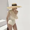 Nuevo Traje de Baño de Una Pieza de Color Sólido de Alta Gama con Volantes, Sexy Hombros Descubiertos Casual de Resort para Piscina Caliente para Mujeres