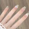 Estilo Fresco de Verano Explosivo, Uñas Postizas de Mariposa Verde Brillante y Translúcido, Arte de Uñas Blanqueador Súper Estilo Chino, Uñas Cortas Terminadas