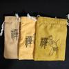 Bolsa de flanela para atacado, placa de contas de texto, bolsa de tecido para brincar, forrada com toalha, contas de Buda, pulseira de mão Estrela Lua, bolsa de toalha com palavra de Buda 15*19