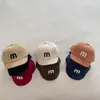 Sombrero para Bebé de 6 Meses a 3 Años Estilo Delgado para Primavera y Otoño Gorra de Béisbol para Bebé Estilo Coreano Gorra de Béisbol de Moda para Niños Niños y Niñas Letra m