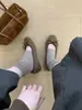 Sapatos de Pelúcia Rasos com Laço Doce para Calçar, Compra Direta de Dongdaemun, Coreia, com Pelúcia Interna Quente, Sapatos Baixos Loafers