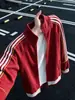 Sudadera cárdigan deportiva a rayas estilo americano para hombre, colección de otoño, diseño deconstruido de peso pesado, corte de hombro regular, chaqueta de béisbol de tres rayas