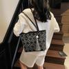 Bolsa Tote Elegante de Grande Capacidade para Mulheres Verão 2025 Nova Casual de Ombro Portátil para Estudantes Universitários Aula Bolsa para o Dia a Dia