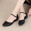 Mocasines de fábrica al por mayor de suela suave para mujer, sandalias de estilo británico, zapatos de mamá, zapatos de una sola capa para primavera y otoño, tacón bajo para mediana edad 2024