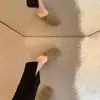 Mules de bico fino com sola reta sapatos femininos para uso externo 2026 novo estilo moderno outono e inverno slip-on meias pantufas sapatos peludos