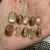 Juventud Eterna Ámbar Dorado Marrón Ojo de Gato Uñas Portátiles, Hechas a Mano con Piedras Preciosas Brillantes Estilo Corto, Pegatinas de Uñas de Alta Gama