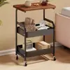 Mesa lateral móvil simple de doble capa con ruedas para almacenamiento de bocadillos y té en la sala de estar, mesa de café pequeña para la mesita de noche del dormitorio