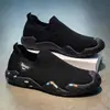 Zapatos de lona para hombre 2026 nuevo verano transpirables sin cordones zapatos de tela del viejo Pekín deportivos casuales calcetín para estudiante