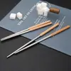 Juego de Cubiertos de Acero Inoxidable Estilo Japonés con Mangos de Madera, Incluye Cuchillo, Tenedor, Cuchara, Tenedor de Fruta, Palillos de Madera de Haya, Cuchara para Sopa, Cuchillo de Acero Inoxidable, Cuchara de Postre