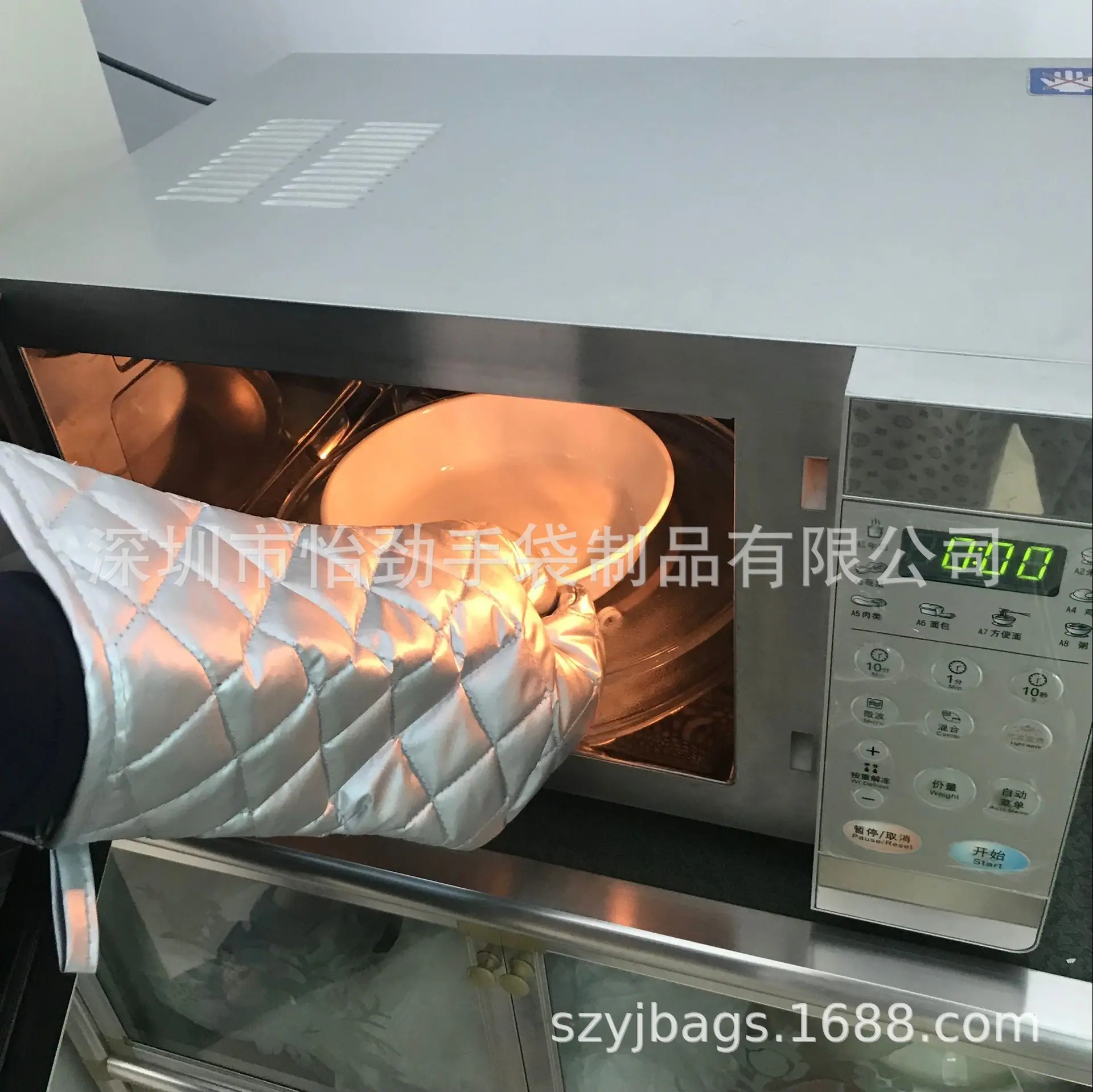 斜口涤纶锏棉隔热手套银色耐高温手套-6.jpg