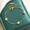 Pulsera de 7 mm tamaño pequeño acero de titanio moda para mujer de alta gama simple lujo ligero trébol de cuatro hojas comercio electrónico transfronterizo joyería al por mayor acero de titanio