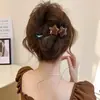 Grampo de Cabelo Vintage Outono/Inverno 2026 Estilo Coreano Clipe Torcido de Cabelo de Alta Qualidade Acessório de Cabelo Simples Elegante Ornamento de Cabelo Versátil para o Dia a Dia
