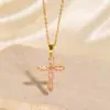 Collar Cruz de Circonita Rosa Brillante Transfronterizo Europeo y Americano, Colgante de Nicho de Gama Alta, Accesorio Versátil de Diseño de Lujo Ligero