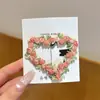 Presilha de Cabelo Rosa em Formato de Coração para Primavera e Verão para Mulheres, Presilha Lateral com Flores, Presilha Doce Bb, Grampo Estilo Adulto, Acessório de Cabelo