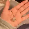 Colar de Pérolas de Imitação Estilo Coreano e Japonês para Mulheres, Novo Colar Choker Corrente de Clavícula de Luxo Leve Nicho Verão 2025, Escolhas Populares de Influenciadores Online
