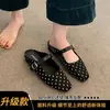 Mules Mary Jane cerrados de suela blanda y cara suave para mujer, nuevos sandalias de lunares de nicho para primavera y otoño de 2026