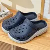 Zuecos Eva Bicolor para Adultos para Hombre, Nuevo Modelo 2026, Chanclas Antideslizantes para Playa con Tacto Suave, Punta Cerrada, Adecuados para Uso en Exteriores en Verano