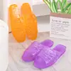 Pantuflas planas de cristal para mujer para madres, sandalias de gel para baño de verano con suela gruesa y tacón de cuña, pantuflas transparentes antideslizantes para exteriores