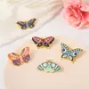 Insignia Popular de Mariposa Colorida Transfronteriza Dibujos Animados Insecto Animal Broche de Metal Accesorios Más Vendido en Amazon