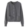 Cárdigan de punto de cachemira Bai Cai Rong, minimalista y elegante, con cuello redondo, colección otoño/invierno 2026, con botones en forma de cuerno y corte holgado