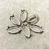 Soporte de Base de Cobre con Garras Huecas Color K Blanco con Agujeros Laterales, Soporte de Garra Hueca, Soporte para Diamantes, Accesorios para Manualidades para Coser Ropa, Bolsos, Zapatos